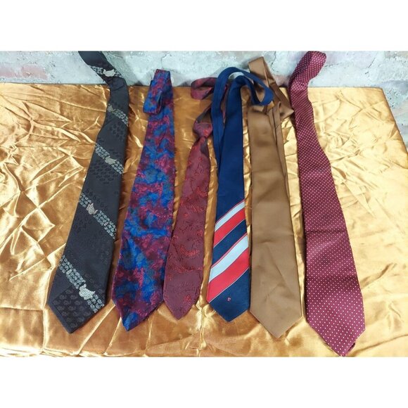Lot Of 15 Vintage Neck Ties C1 - Picture 1 of 3